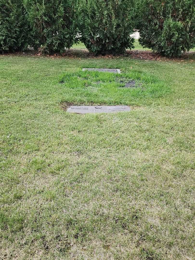 Alice Margaret Venn's grave. Photo 2