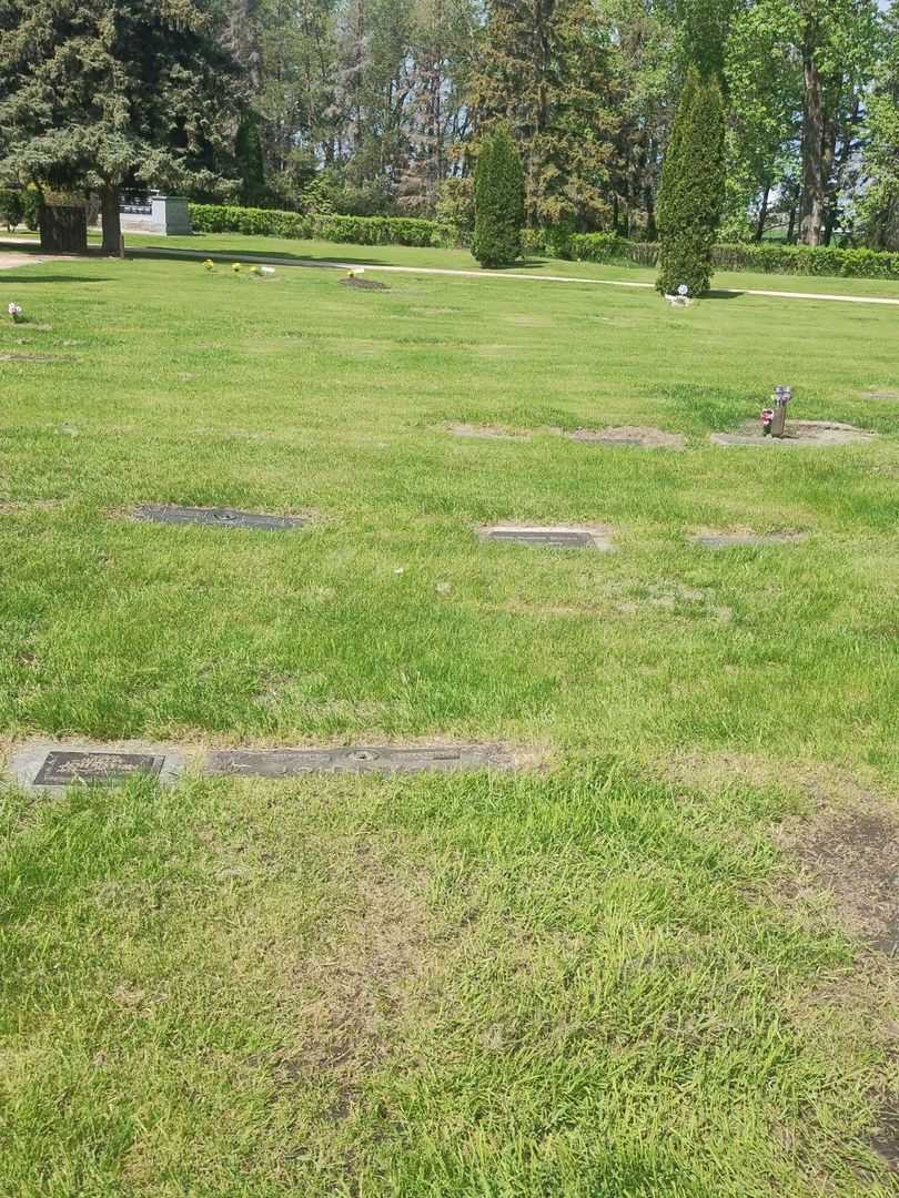 Margaret I. Taylor Johnston's grave. Photo 2