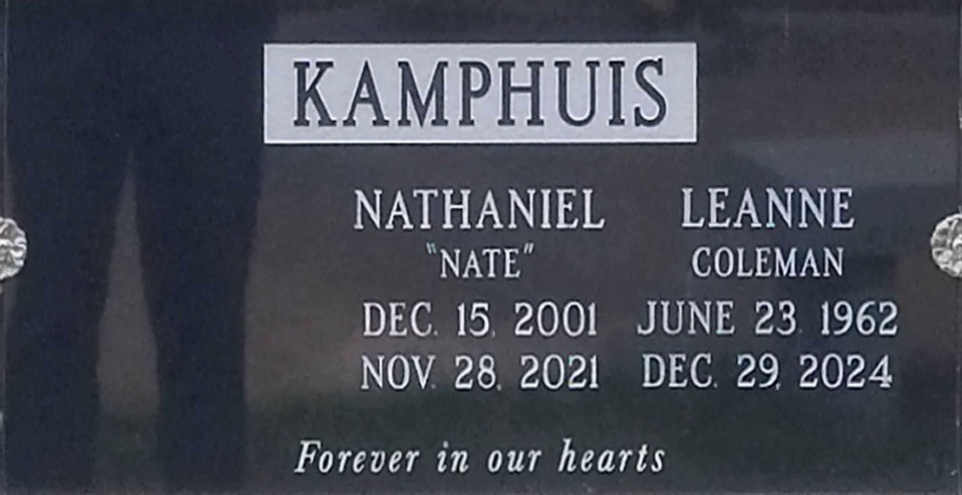 Leanne Coleman Kamphius's grave