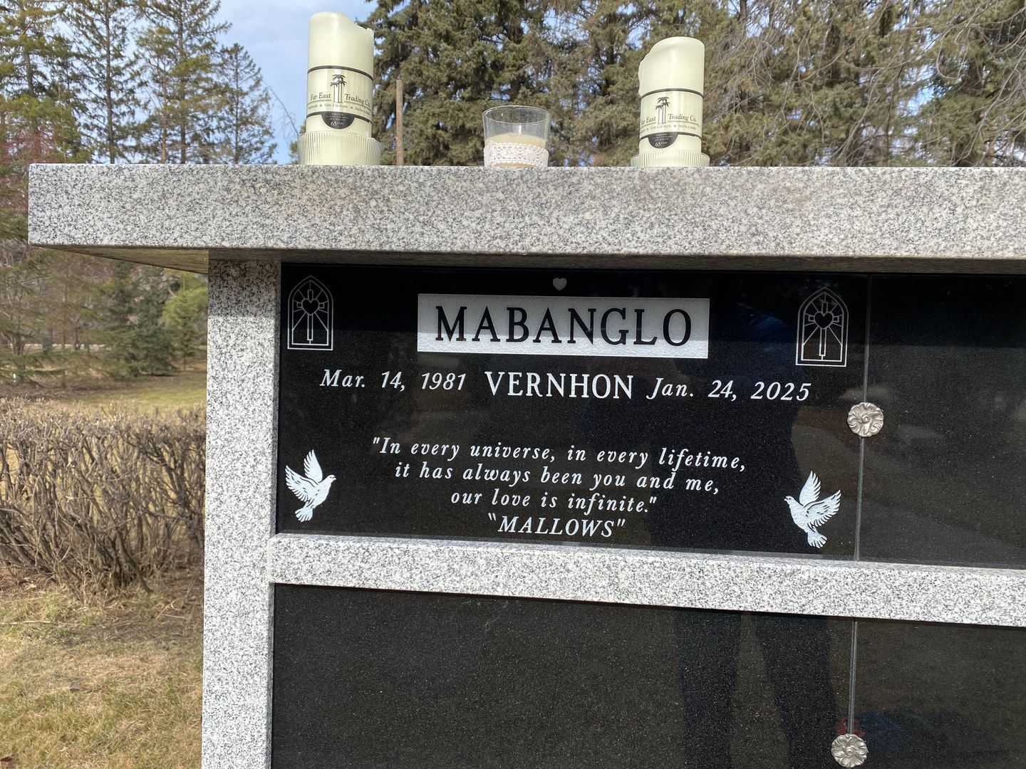 Vernhon Mendoza Mabanglo's grave