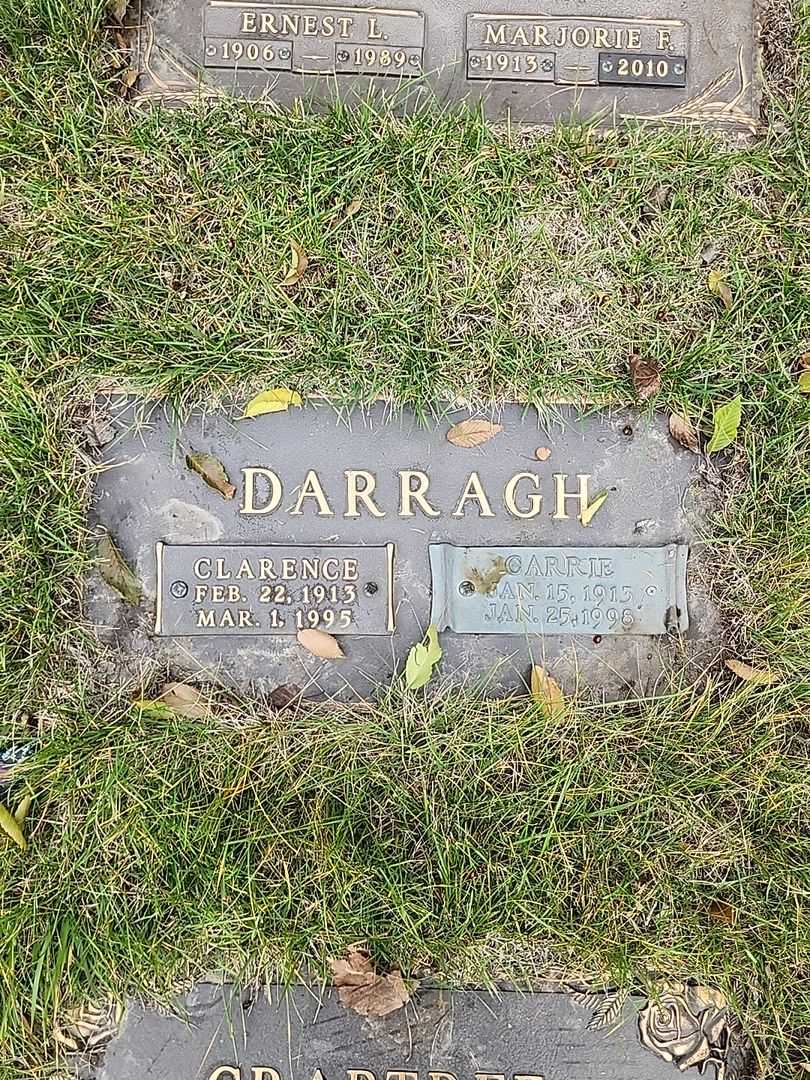 Clarence Darragh's grave. Photo 1