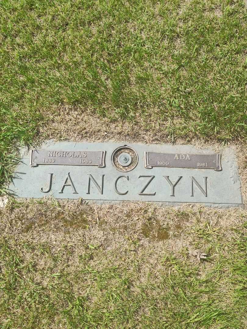 Nicholas Janczyn's grave. Photo 1