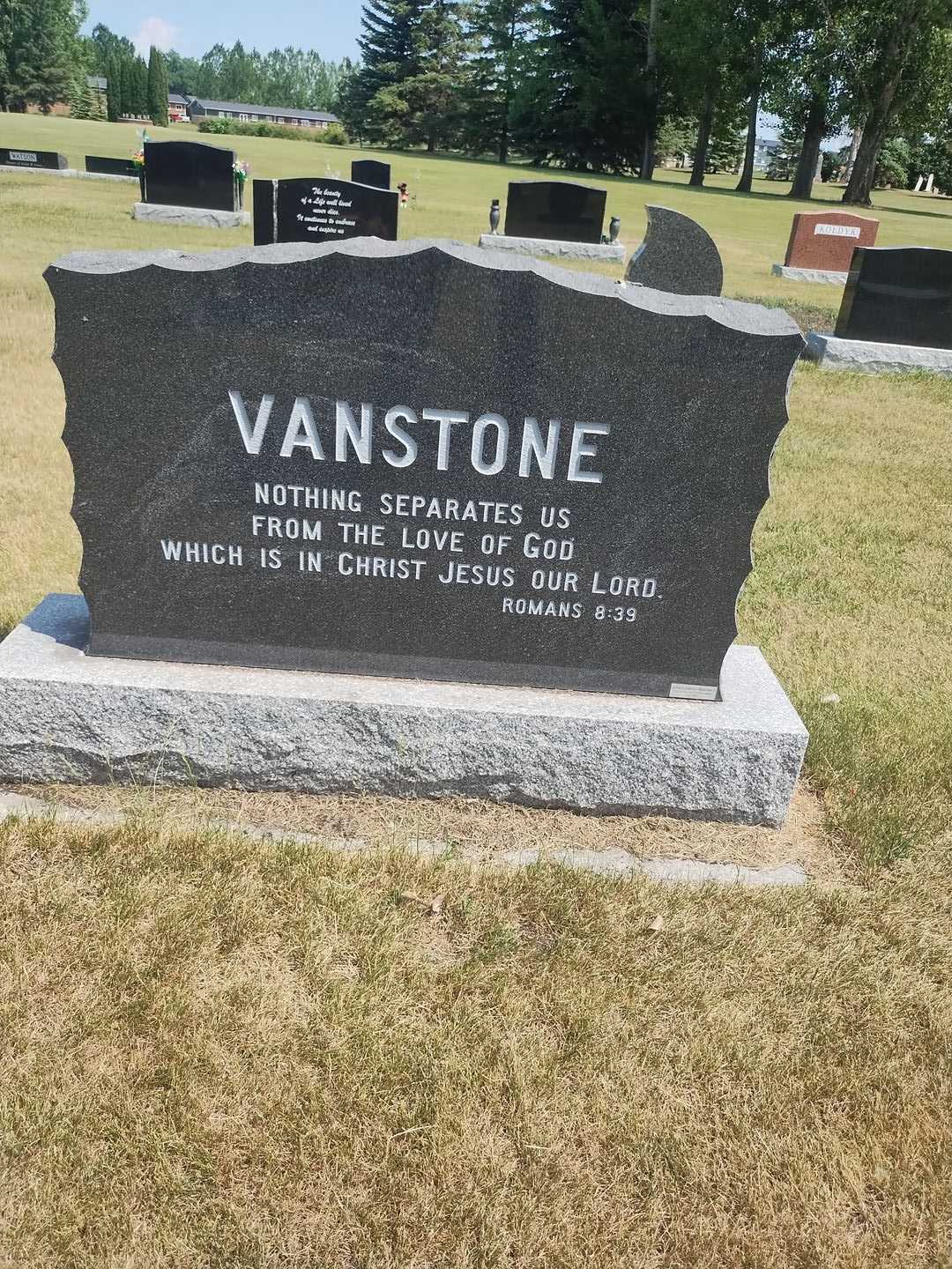 Douglas Lloyd "Doug" Vanstone's grave. Photo 2