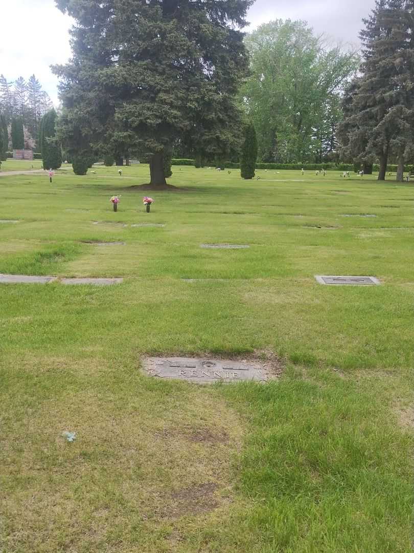 Robert D. Rennie's grave. Photo 2