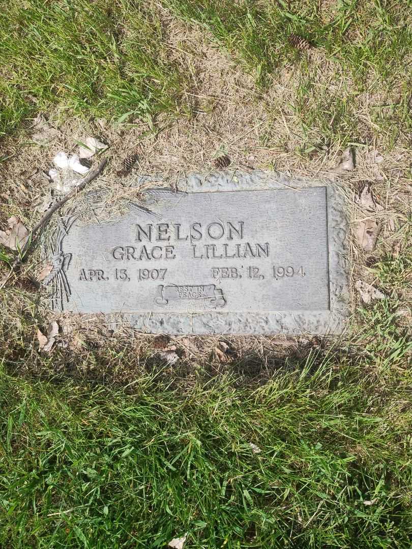 Grace Lillian Nelson's grave. Photo 1