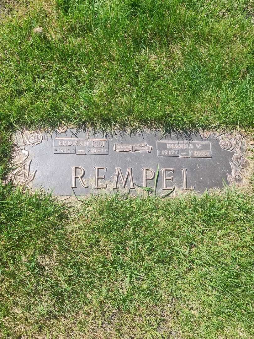 Erdman "Ed" Rempel's grave. Photo 1