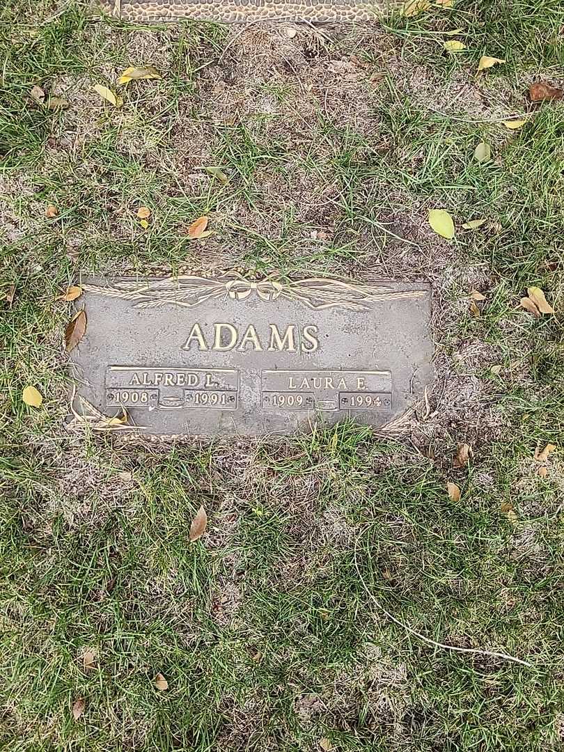 Alfred Lloyd Adams's grave. Photo 1