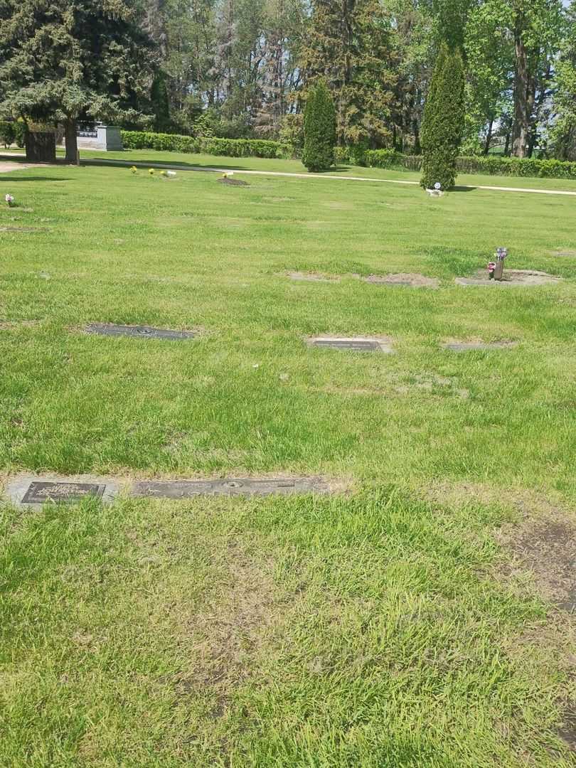 Margaret I. Taylor Johnston's grave. Photo 2