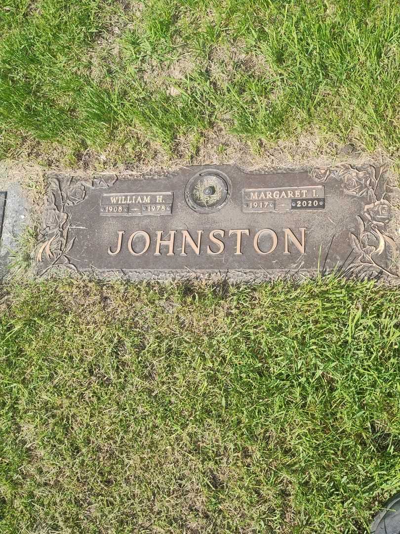 Margaret I. Taylor Johnston's grave. Photo 1