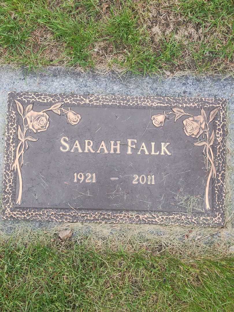 Sarah Falk's grave. Photo 1