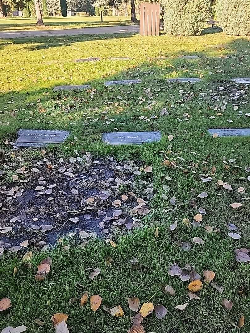 Edward "Eddie" Ferens's grave. Photo 2