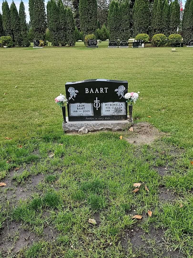 Leon Baart's grave. Photo 2