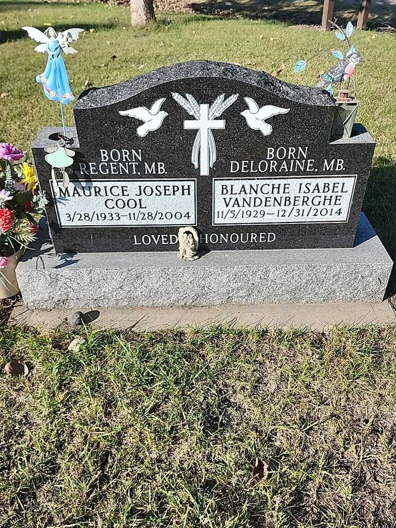 Blanche Isabel Vandenberghe Cool's grave. Photo 1