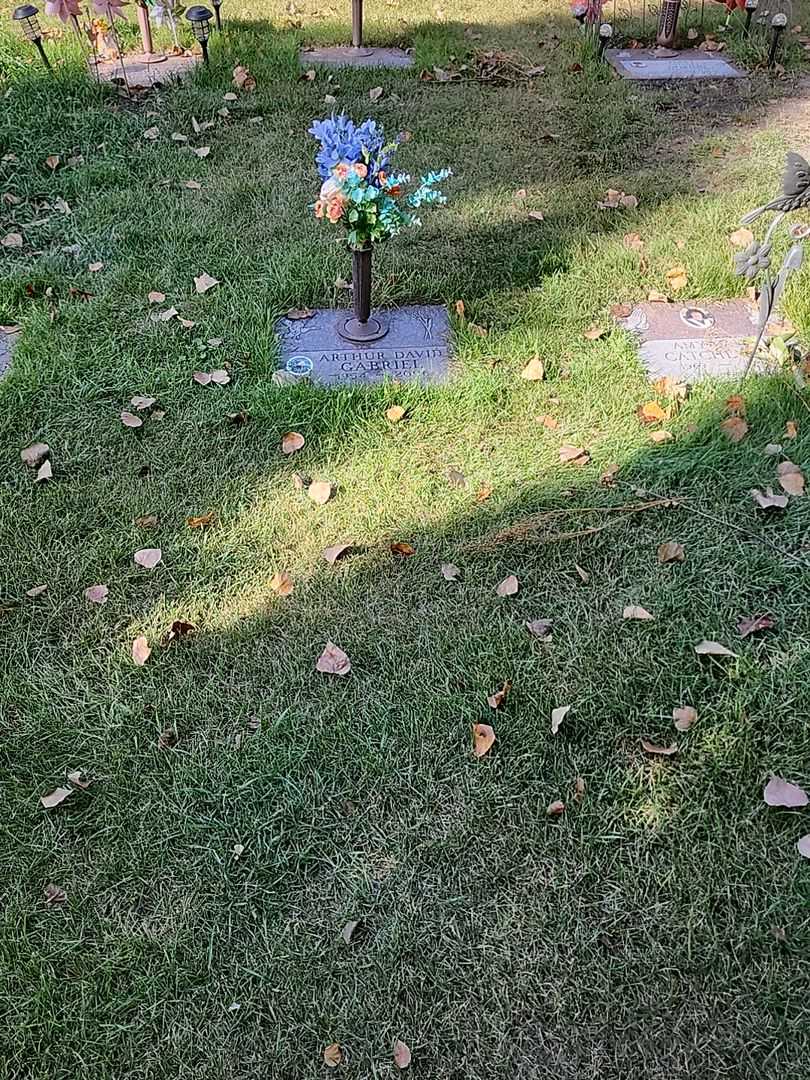 Arthur David Gabriel's grave. Photo 2