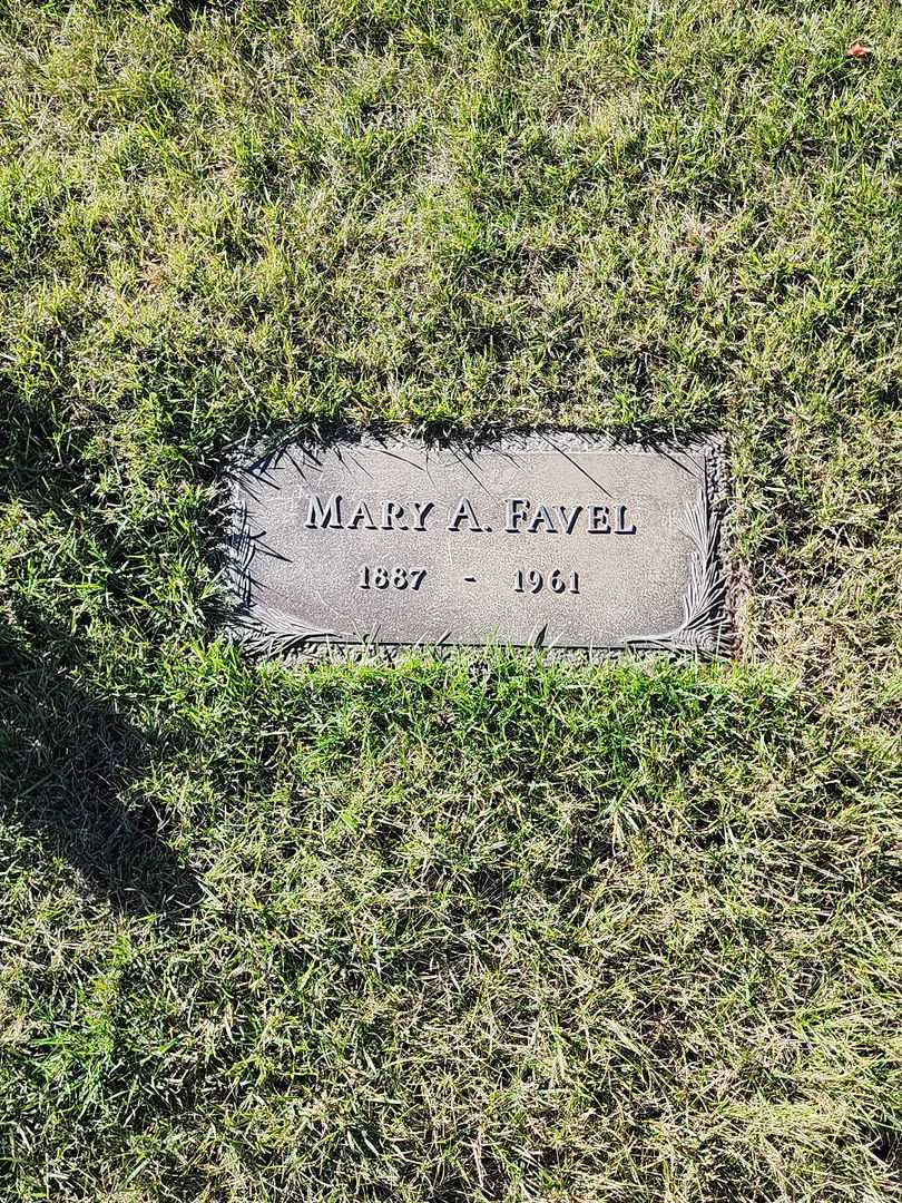 Mary A. Favel's grave. Photo 1