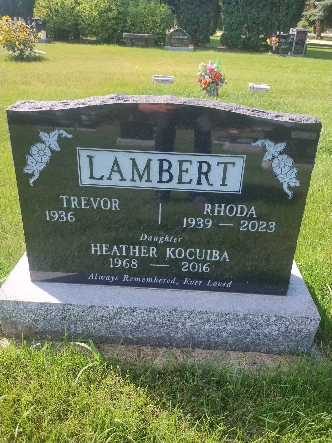 Heather Kris Kocuiba's grave. Photo 3