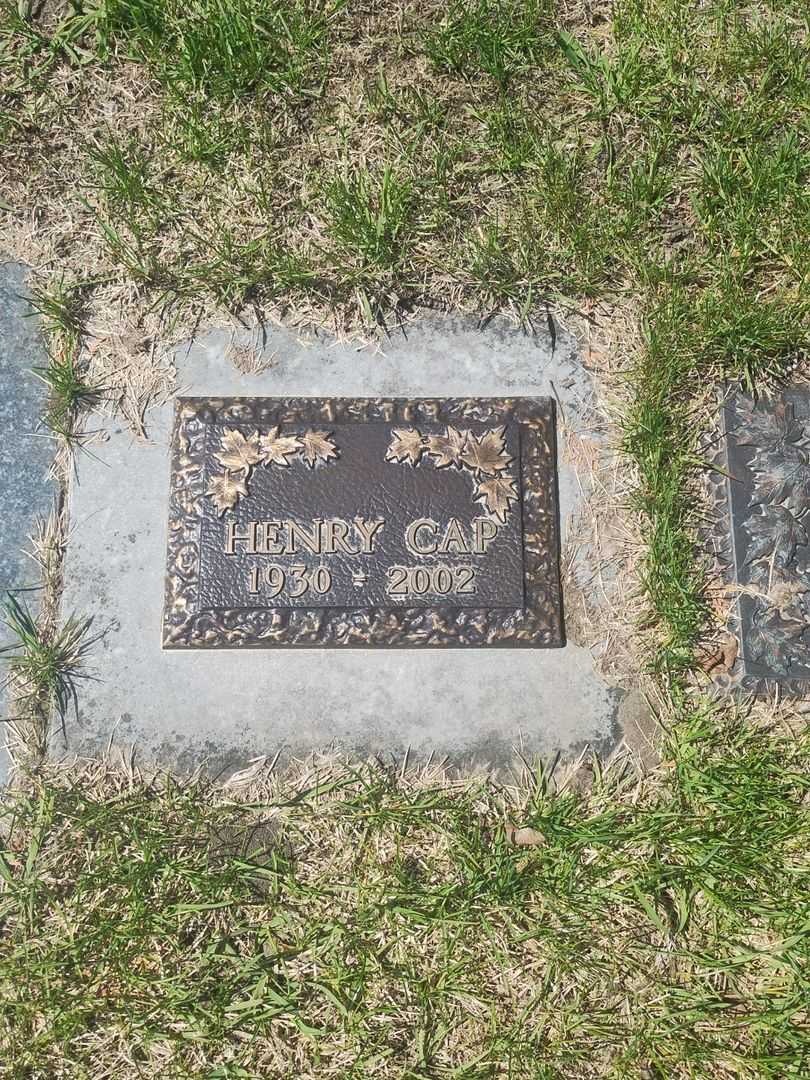 Edward F. Capp's grave. Photo 1