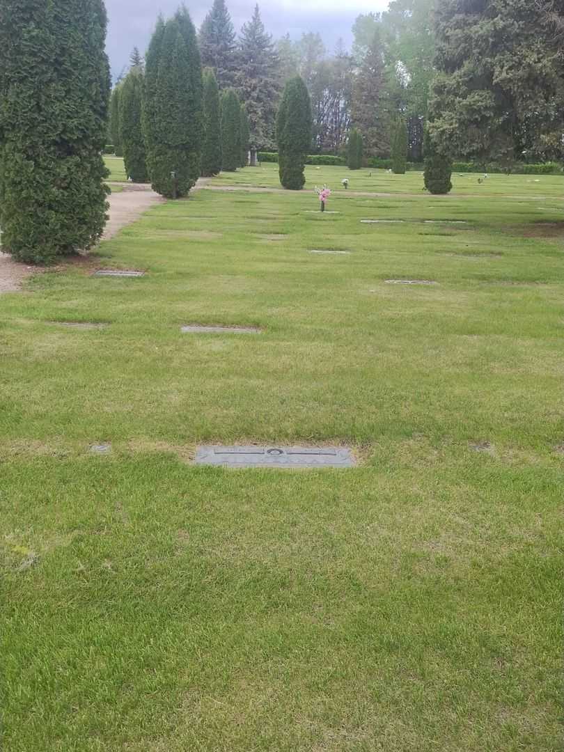 Elmer M. Zimmerman's grave. Photo 2