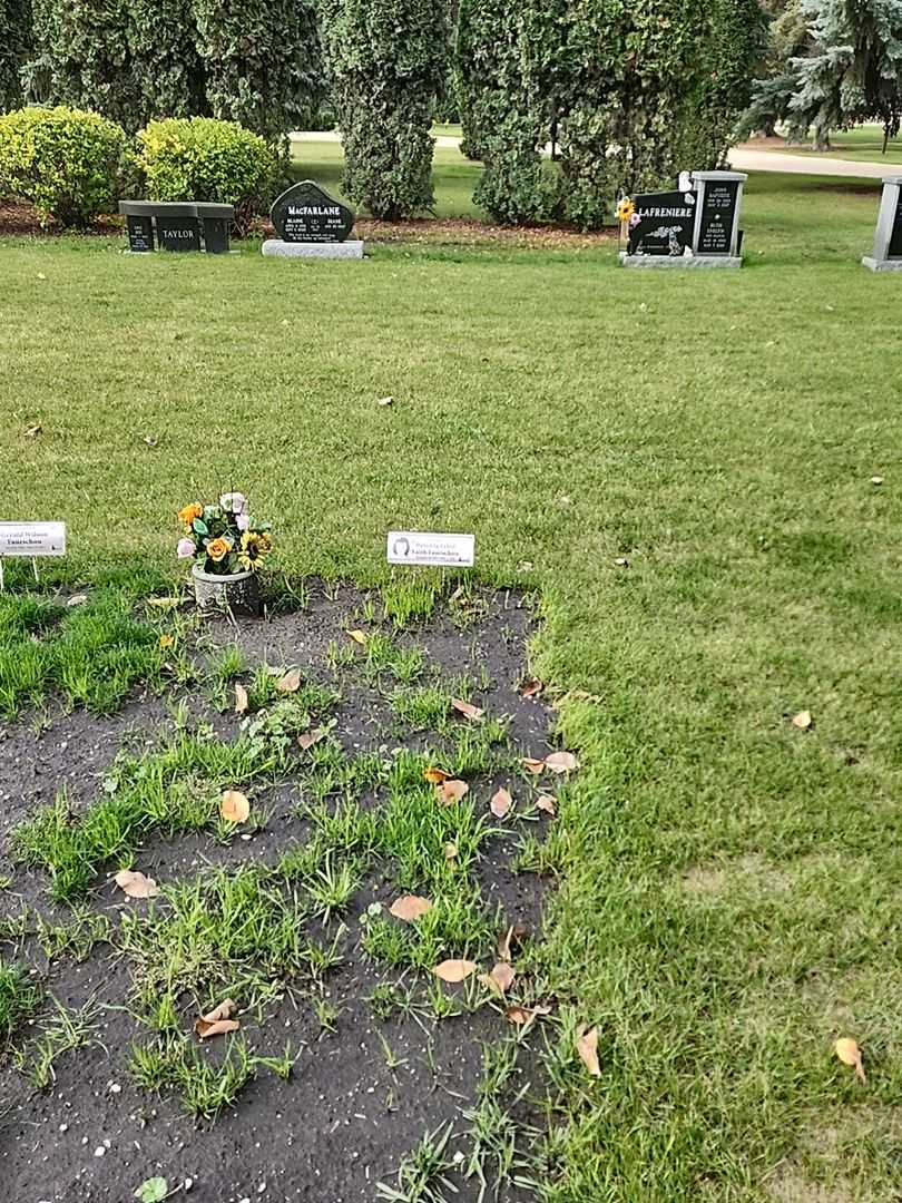 Patricia Ethel Faith Faurschou's grave. Photo 2