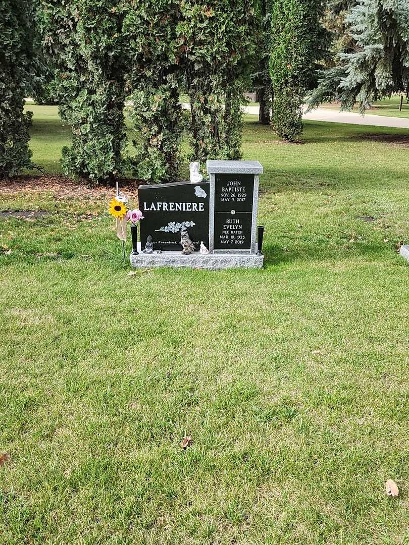 John Baptiste Lafreniere's grave. Photo 2