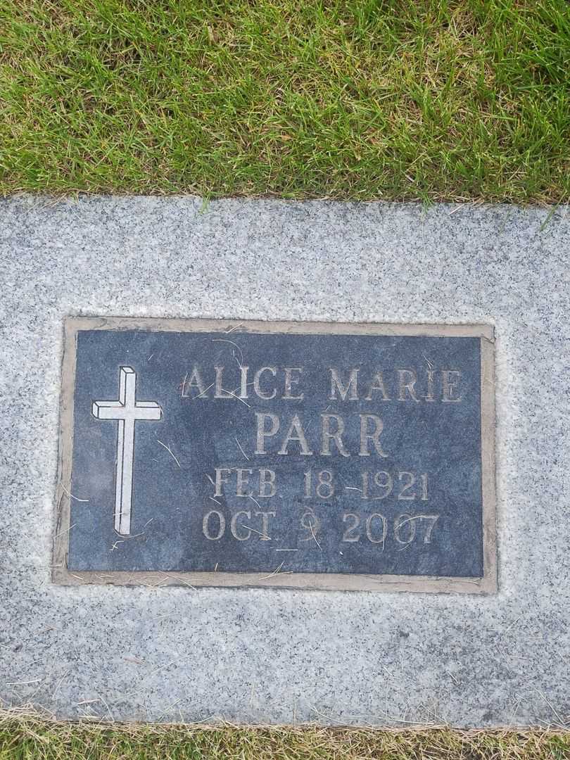 Alice Marie "Alice" Parr's grave. Photo 5