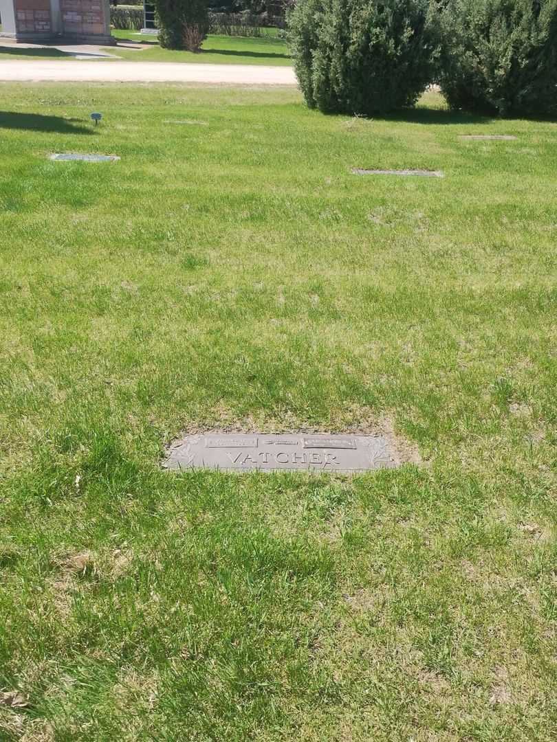 James W. Vatcher's grave. Photo 2