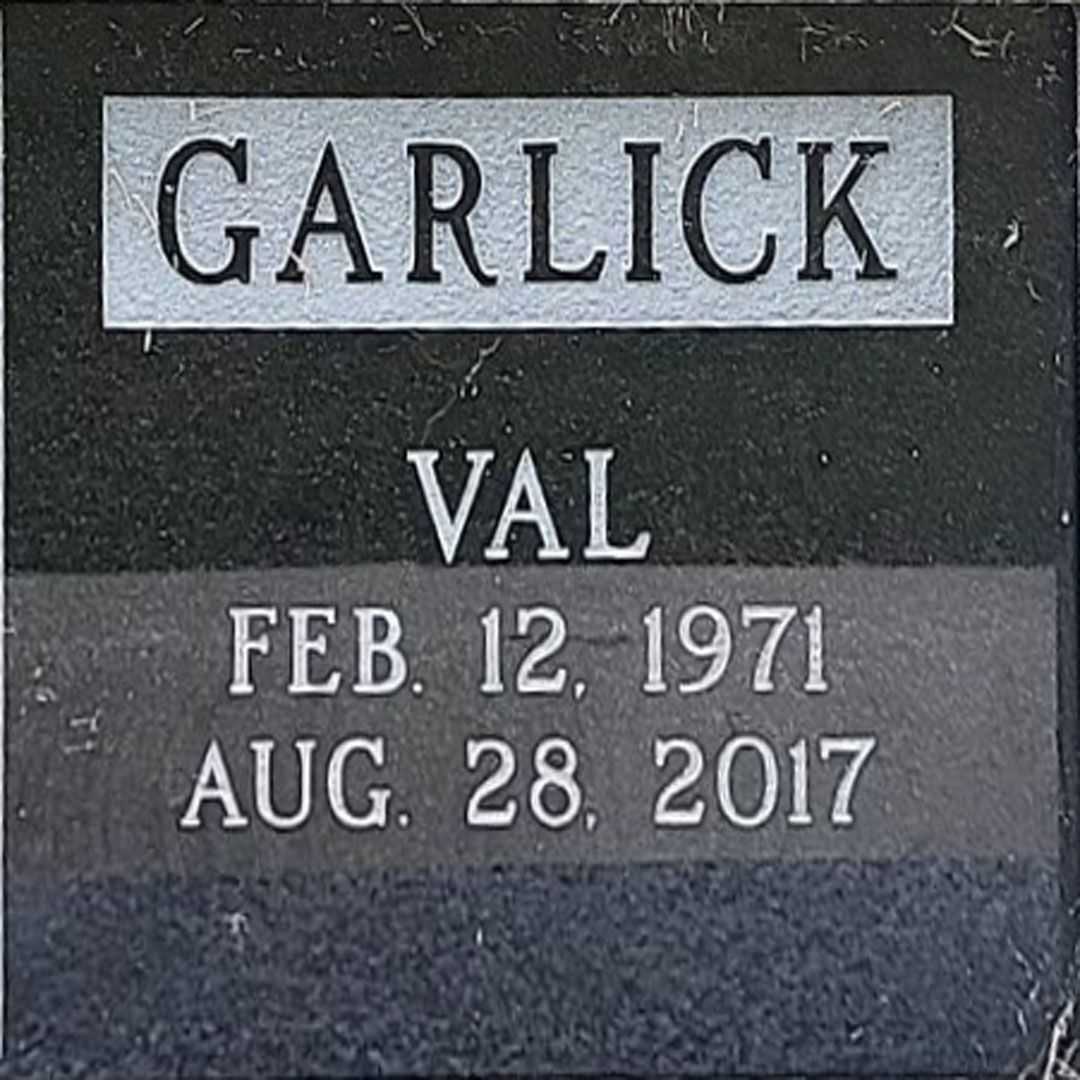 Val Garlick's grave