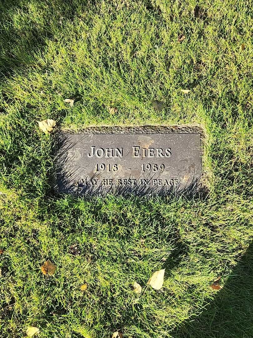 John Eiers's grave. Photo 1