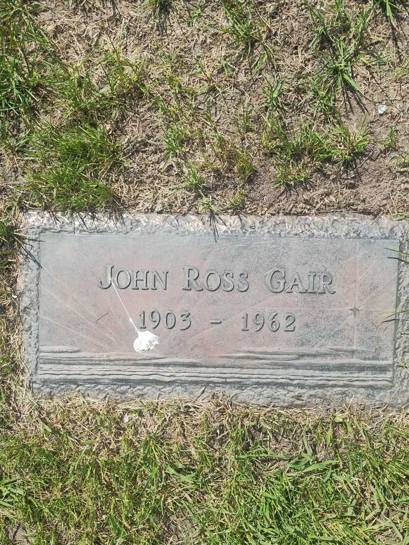 John Ross Gair's grave. Photo 1