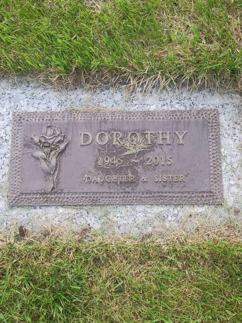 Dorothy Vera Bailey Salzsauler's grave. Photo 5