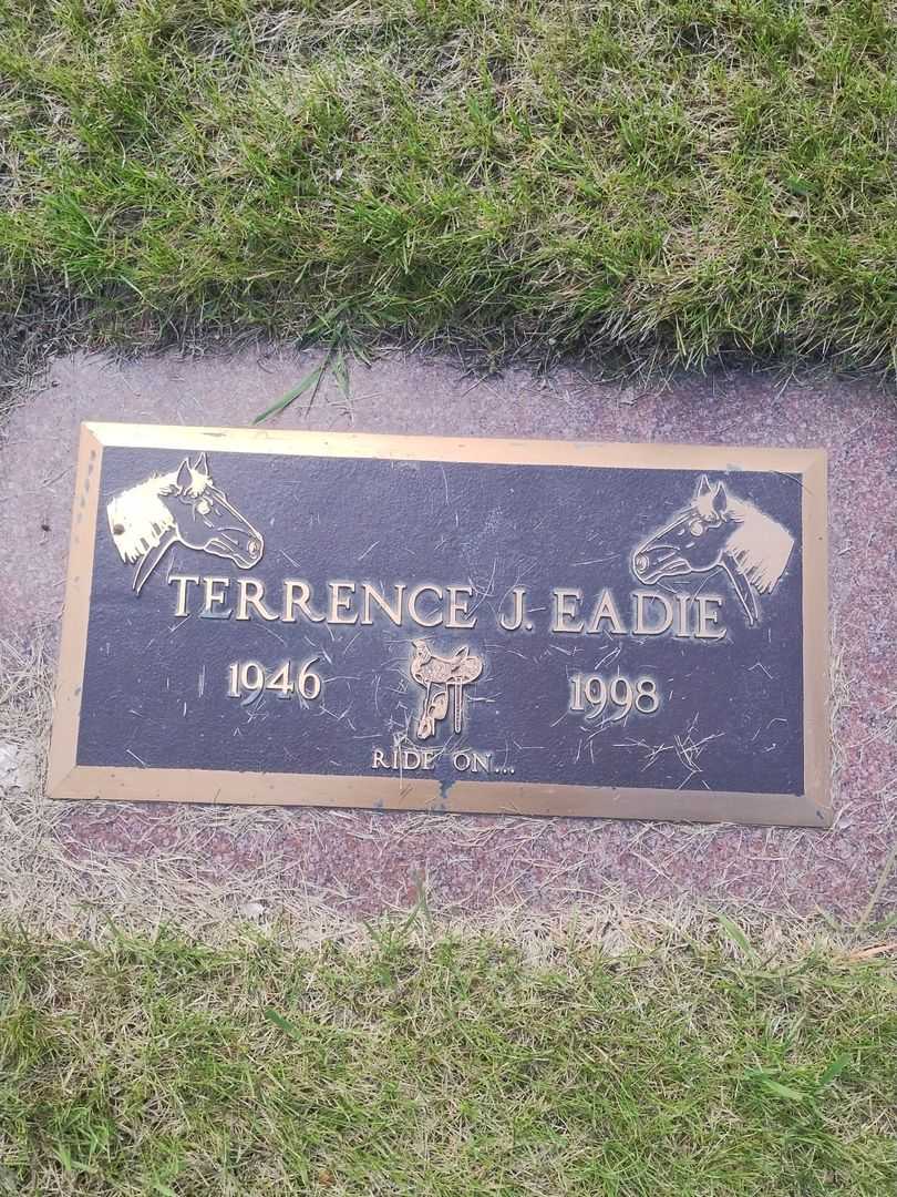 Terrence James Eadie's grave. Photo 1