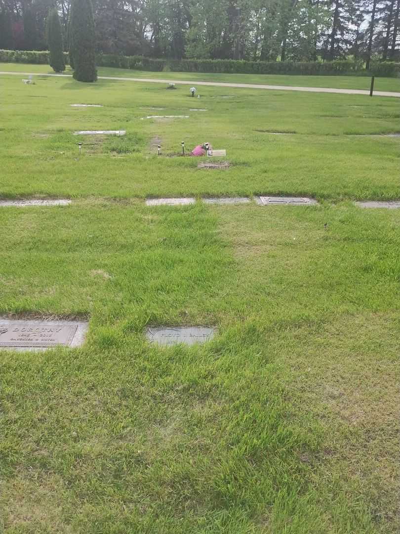 Floyd I. Bailey's grave. Photo 2