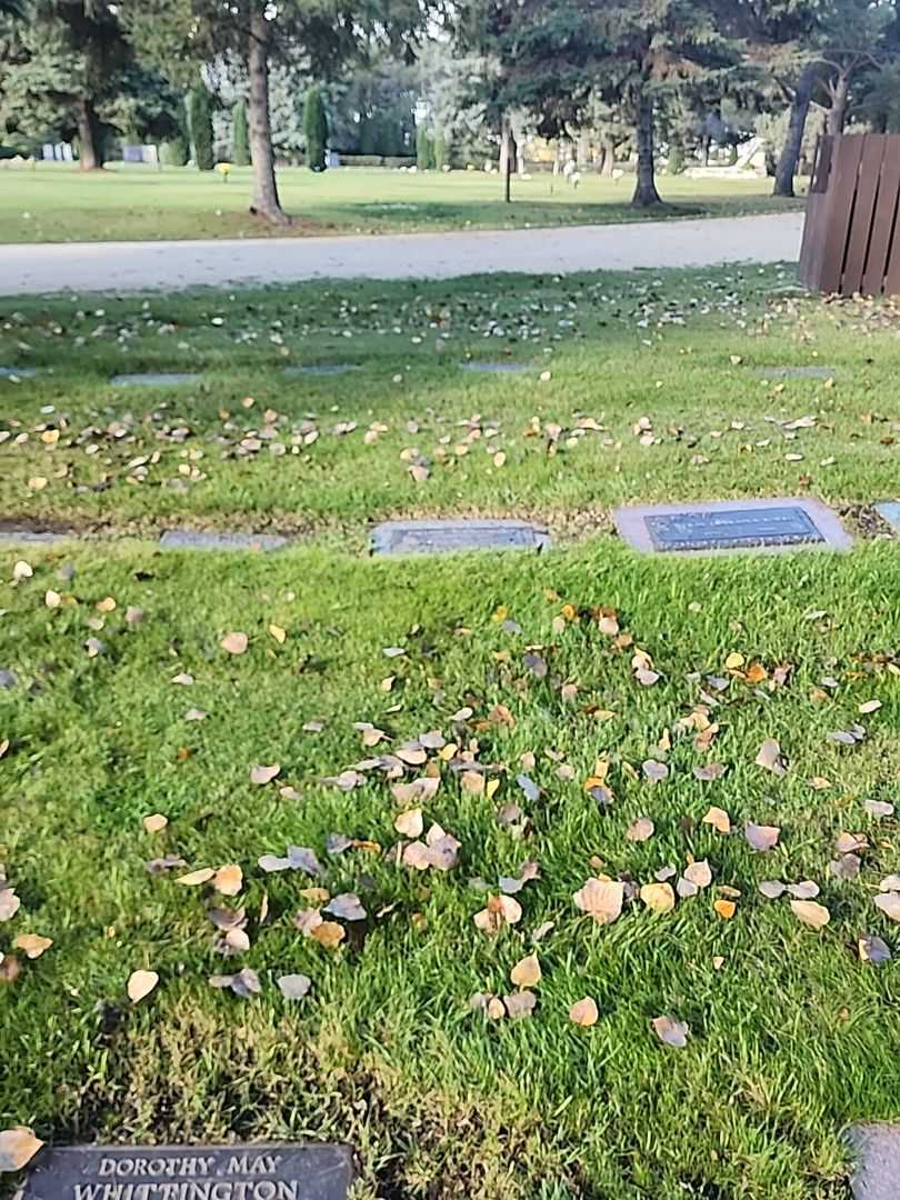 Pauline Yourchenko's grave. Photo 2