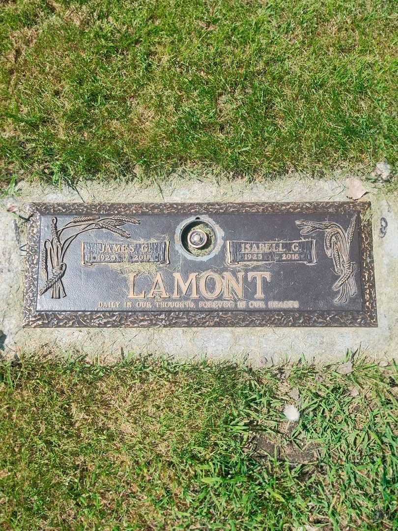 Isabell G. Lamont's grave. Photo 3