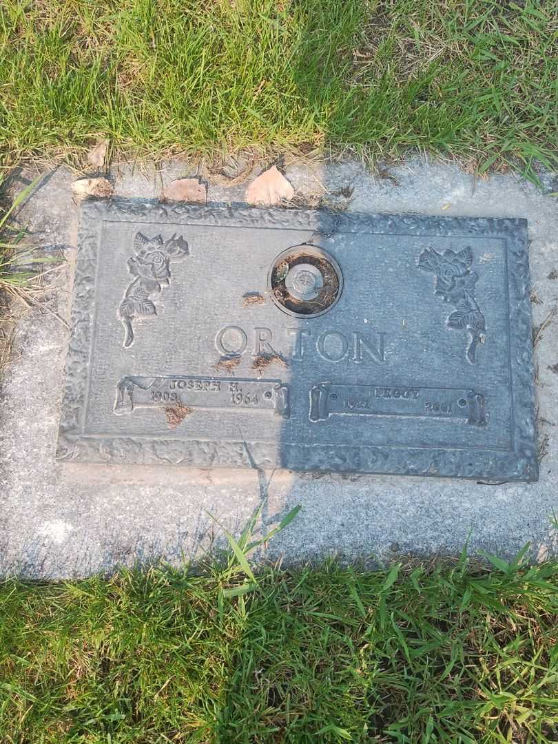 Joseph H. Orton's grave. Photo 1