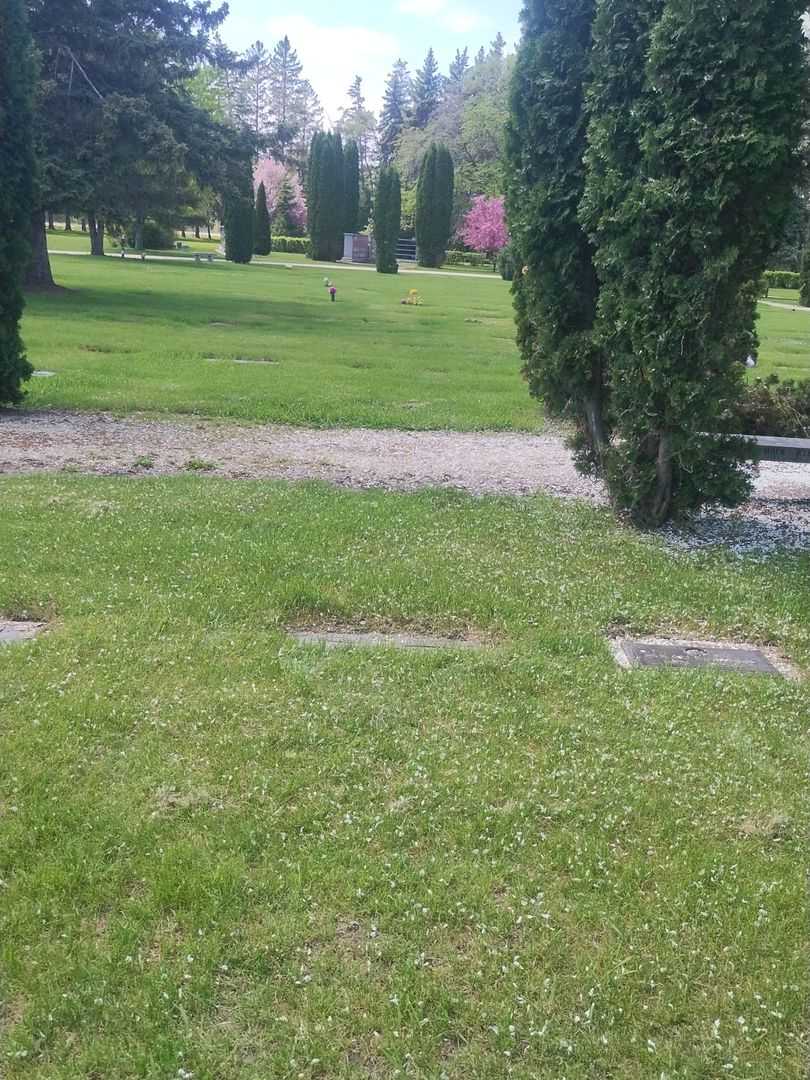 Christine Keddie's grave. Photo 2