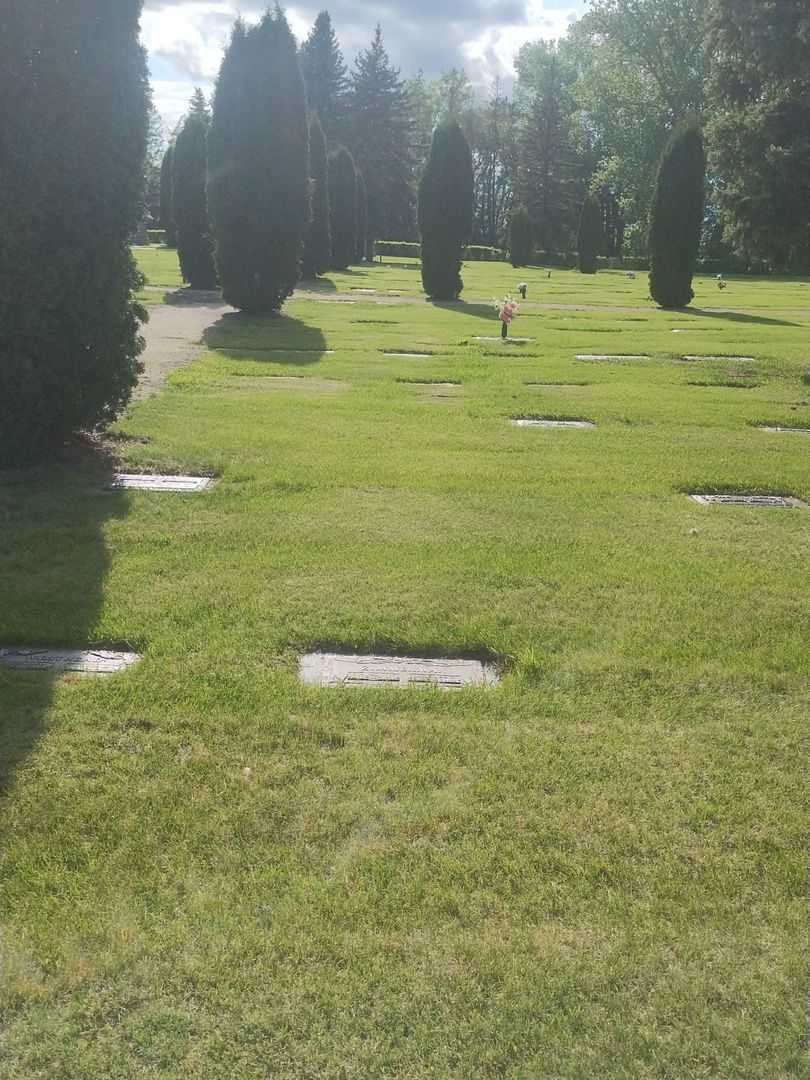 Clayton W. Zimmerman's grave. Photo 2