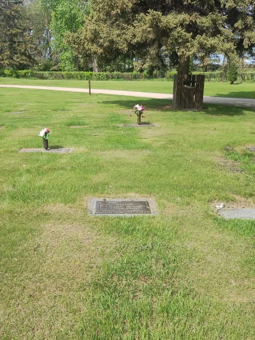 Margaret Susannah Nelson's grave. Photo 2