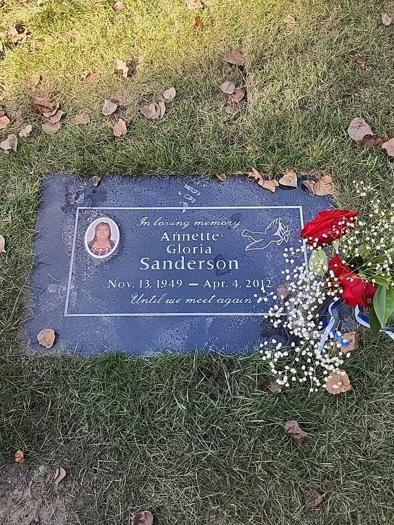 Annette Gloria Sanderson's grave. Photo 1