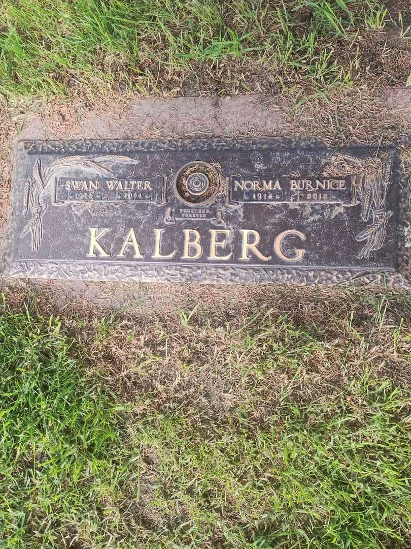 Norma Burnice Kalberg's grave. Photo 1